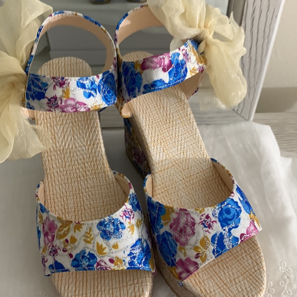 Pair Of Multicolored Platforms With Bows. - image 7